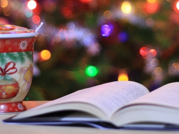 festive-reading-des